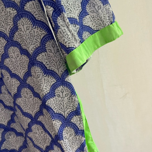 Roller Rabbit Tunic - size small - Picture 3 of 3